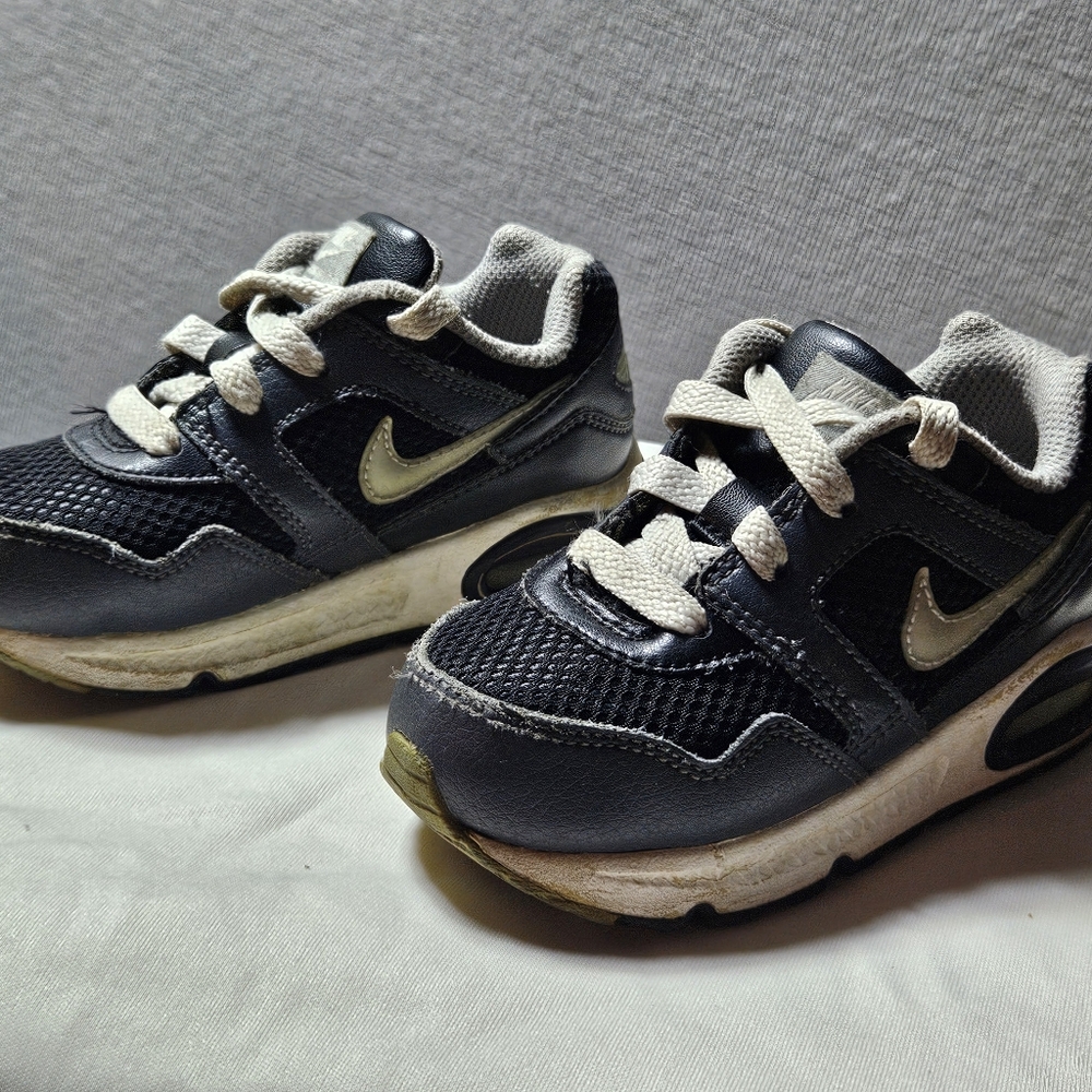 Nike Kids Black And Gray Air Max